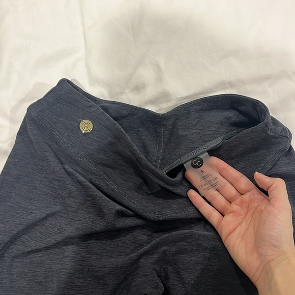 Nori V-elvet SET Legging Pocket & Top  (Ocean Black) - Picture 4 of 4